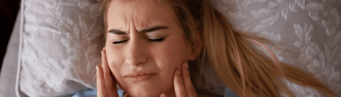 Diferenças entre bruxismo e DTM: entenda os sintomas e saiba quando procurar o dentista